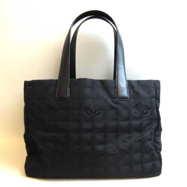 3 cha221103 1ta 01 Chanel New Travel Line Tote MM Black