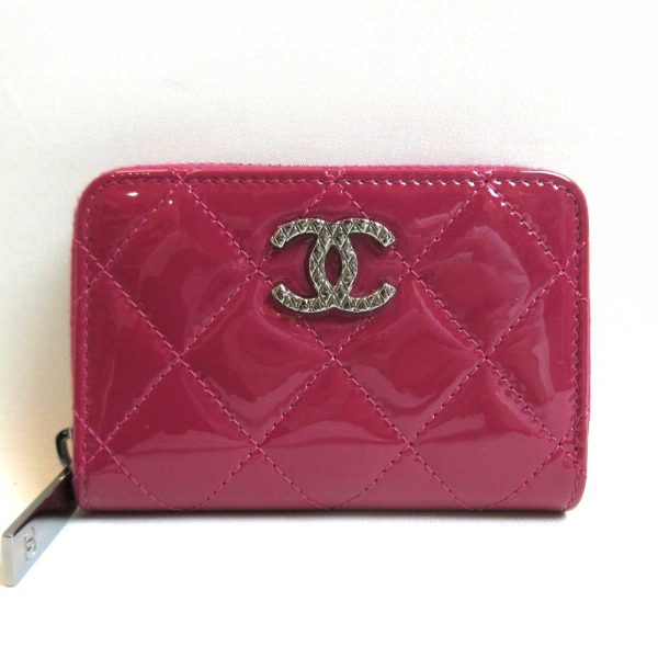 3 cha230216 1u Chanel Matelasse Brilliant Coin Case Purse Red