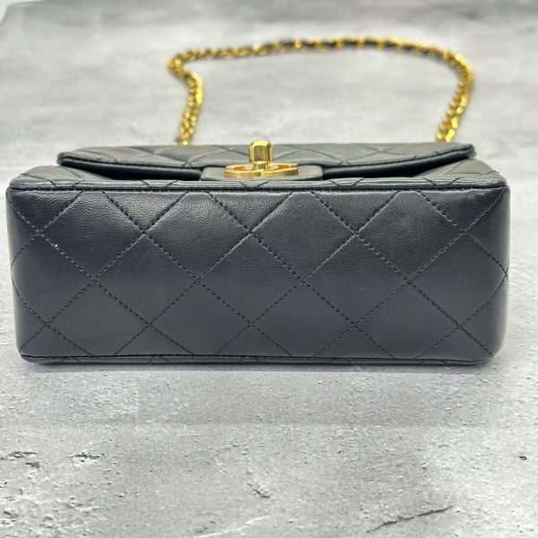 301 11 Chanel Mini Matelasse Lambskin Shoulder Bag Black