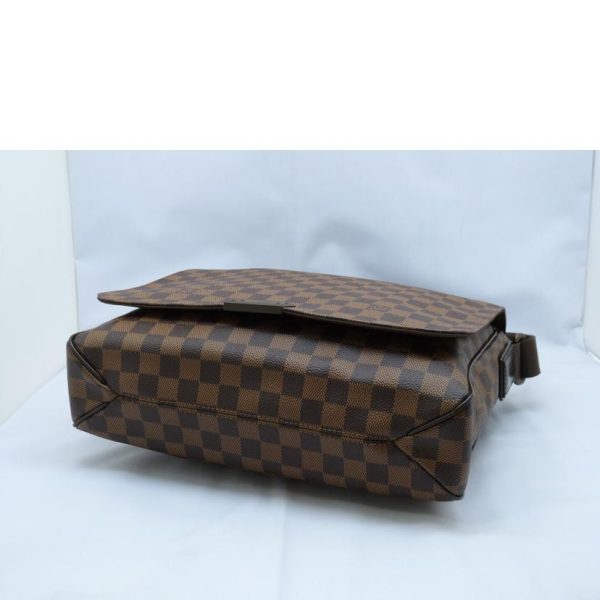 30256 3 Louis Vuitton District PM Bag Damier