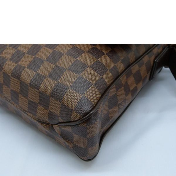 30256 7 Louis Vuitton District PM Bag Damier