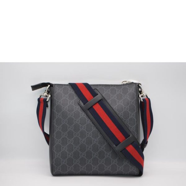 30519 2 Gucci Gg Supreme Small Messenger Bag Black