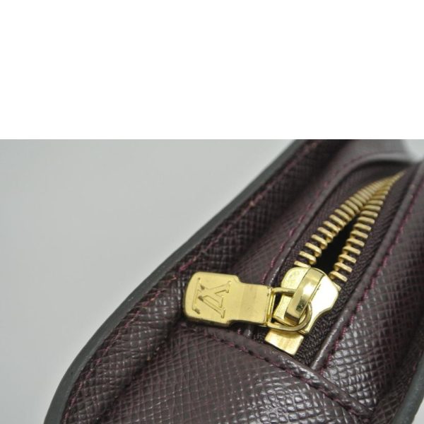 31072 7 Louis Vuitton Baikal Taiga Shoulder Bag Wine