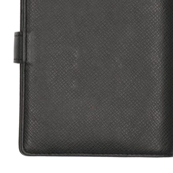 31339 8 Louis Vuitton Taiga Agenda PM Portfolio Black