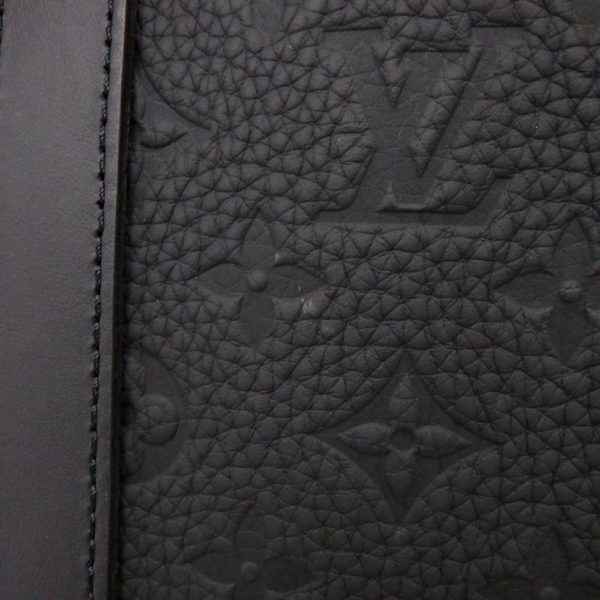 31597 6 Louis Vuitton Sac Plat Monogram Handbag Taurillon