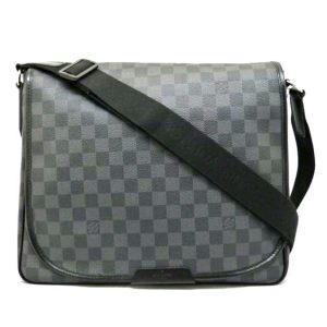 32038 1 Louis Vuitton Loretta Monogram Shoulder Bag