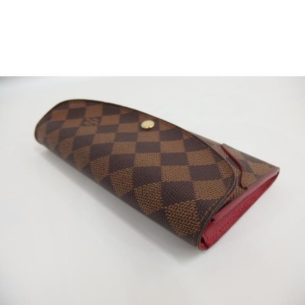 32833 3 Louis Vuitton Caissa Wallet Damier