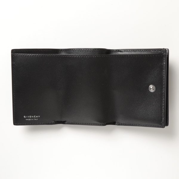 330701005 3 Givenchy Grain Leather Trifold Mini Wallet Black