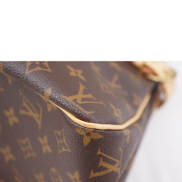 33319 7 Louis Vuitton Batignoles Horizontal Monogram Tote Bag Brown