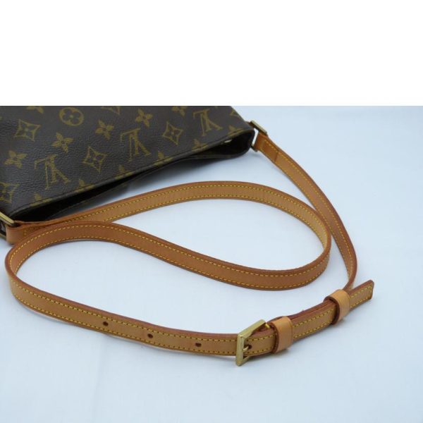 33448 4 Louis Vuitton Trotter Bag Monogram