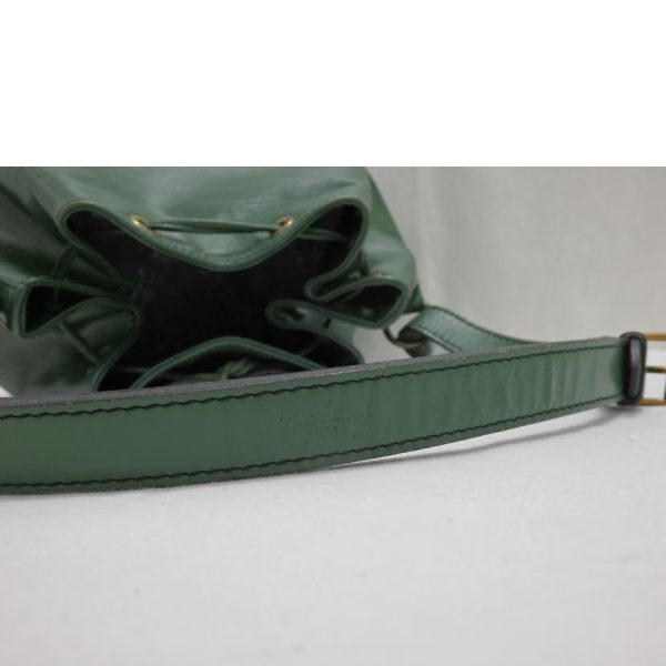 33792 4 Louis Vuitton Petit Noe Shoulder Bag Epi Borneo Green