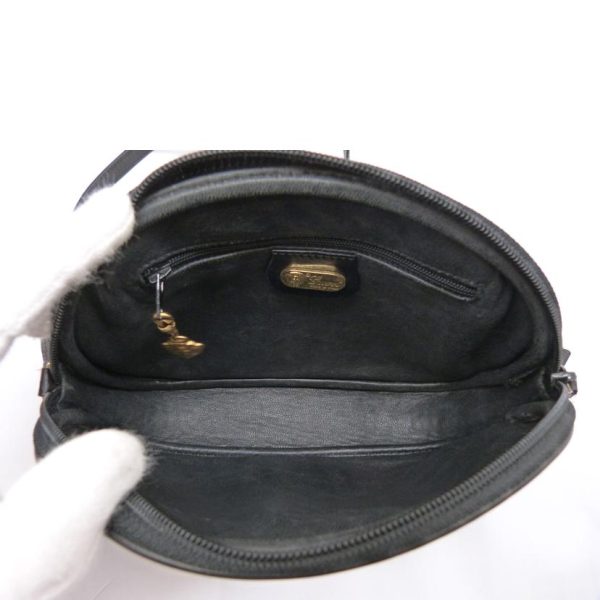 33905 5 Gucci Leather Shoulder Bag Black