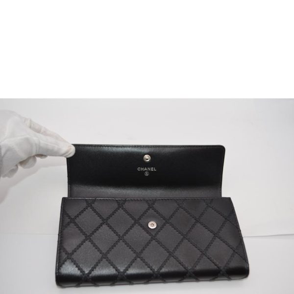 33946 4 CHANEL Ultra Stella Leather Long Wallet Noir