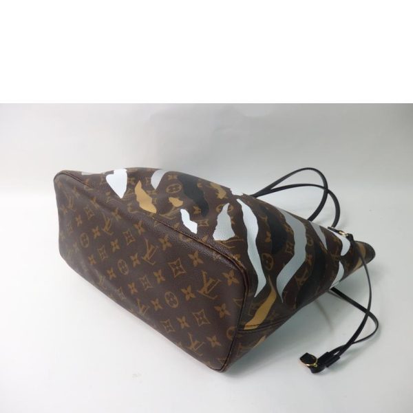 34292 3 Louis Vuitton Neverfull MM Bag Monogram