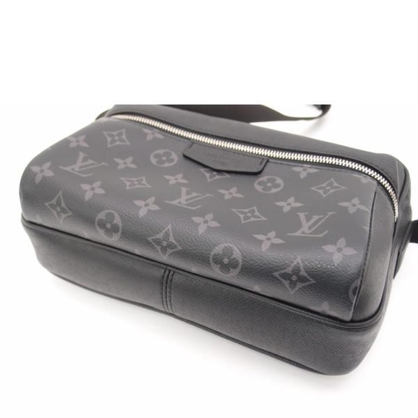 35357 3 Louis Vuitton Outdoor Messenger PM Messenger Bag Taiga Noir