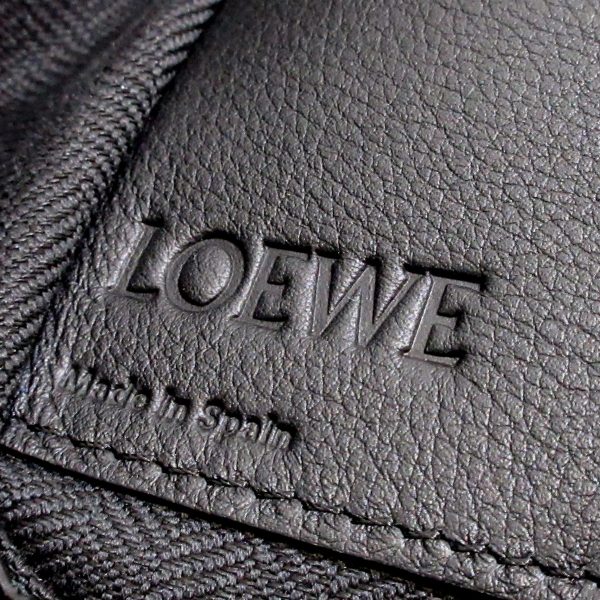 36904175 7 Loewe Hammock Small Handbag Leather Black