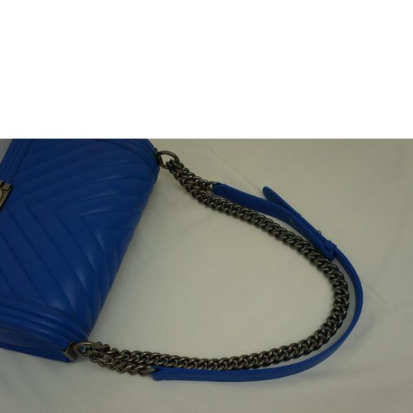 36944 4 CHANEL Boy Chanel Large V Stitch Bag Blue