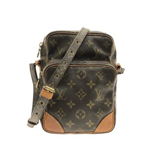 36959803 1 Louis Vuitton Carryall MM Handbag Monogram Brown