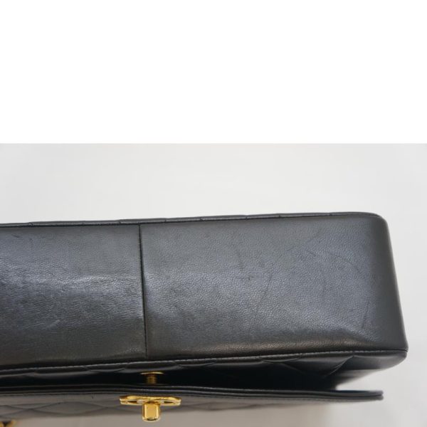 36968 9 CHANEL Vintage Matelasse Diana Flap Lambskin Bag Black