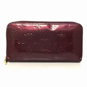 37033494 1 Miu Miu Long Wallet Matelasse Khaki L1339