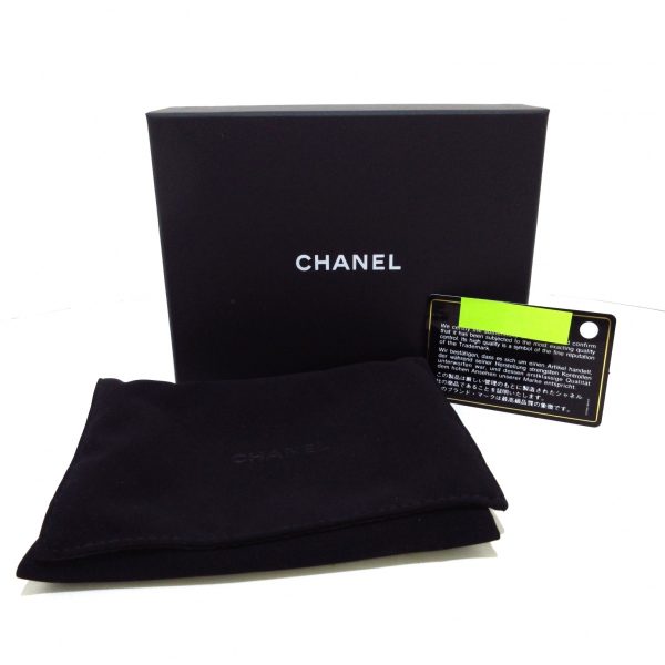 37084074 9 Chanel Matelasse Chain Wallet Card Case Grained Calfskin Black