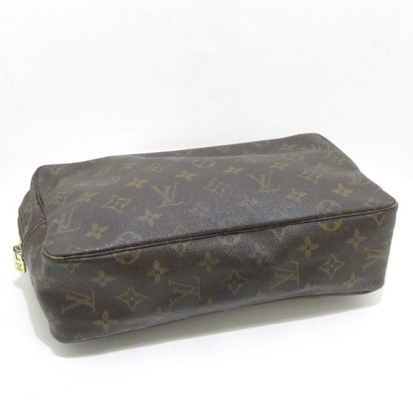 37125902 3 Louis Vuitton Truth Toilette Canvas Monogram Pouch Brown