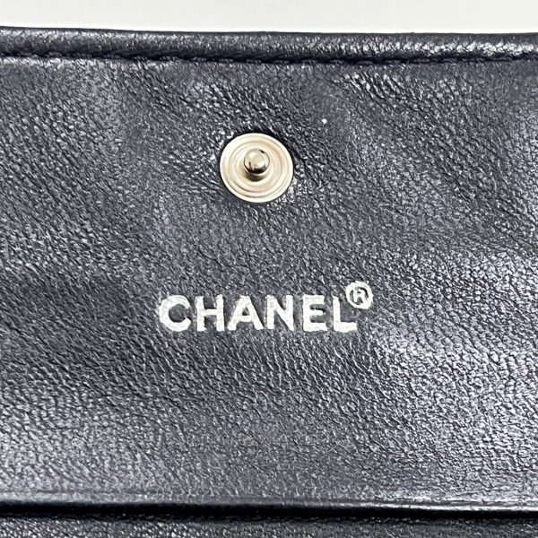 37168428 5 Chanel Chocolate Bar Trifold Wallet Lambskin Black