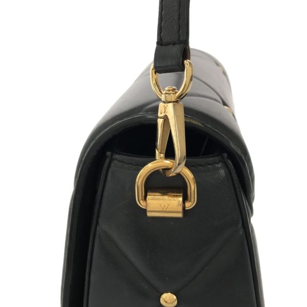 37219451 9 Louis Vuitton Twist Lamb Leather Shoulder Bag Noir