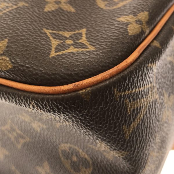 37230258 5 Louis Vuitton Cite Canvas Monogram Shoulder Bag Brown