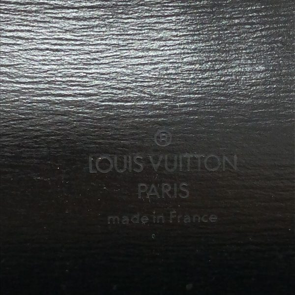 37271627 7 Louis Vuitton Free Run Leather Shoulder Bag Noir