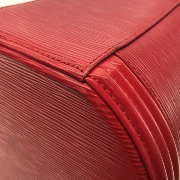 37280116 5 Louis Vuitton Cannes Leather Vanity Bag Red