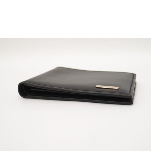 37288 3 Gucci Logo Plate Leather Bi Fold Wallet Black