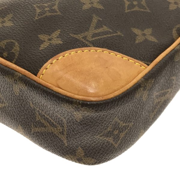 37299889 5 Louis Vuitton Danube Canvas Monogram Shoulder Bag Brown