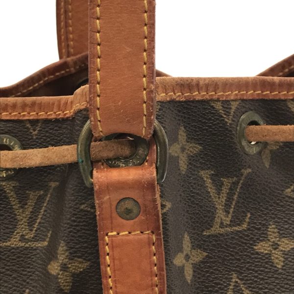 37301480 10 Louis Vuitton Noe Canvas Monogram Shoulder Bag Brown