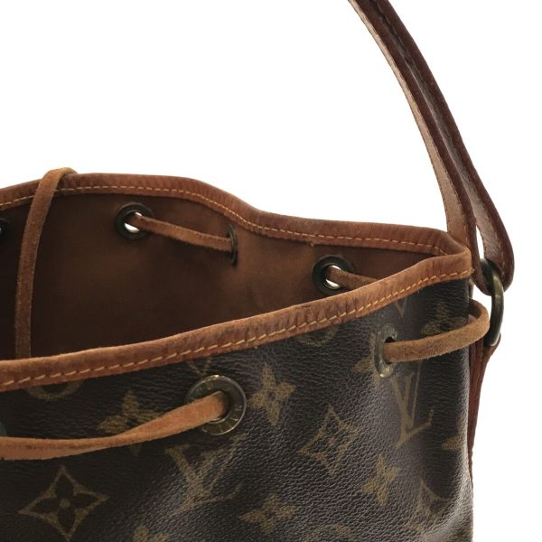 37301480 11 Louis Vuitton Noe Canvas Monogram Shoulder Bag Brown