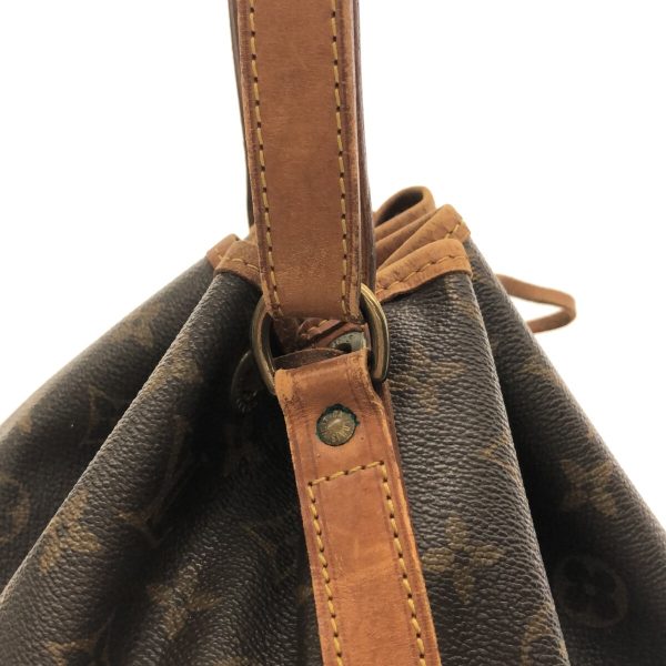 37304665 10 Louis Vuitton Noe Canvas Monogram Shoulder Bag Brown