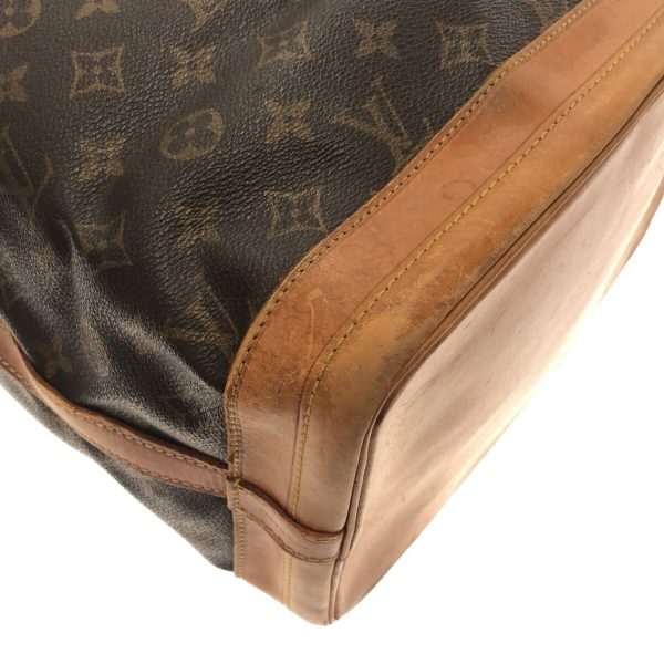 37304665 5 Louis Vuitton Noe Canvas Monogram Shoulder Bag Brown