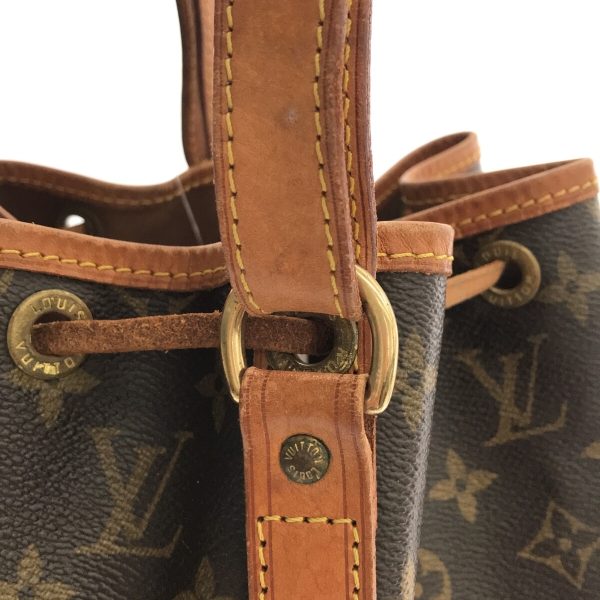 37307508 10 Louis Vuitton Noe Canvas Monogram Shoulder Bag Brown