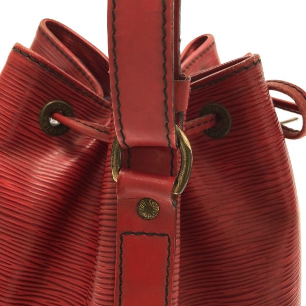 37312106 10 Louis Vuitton Petit Noe Leather Shoulder Bag Red