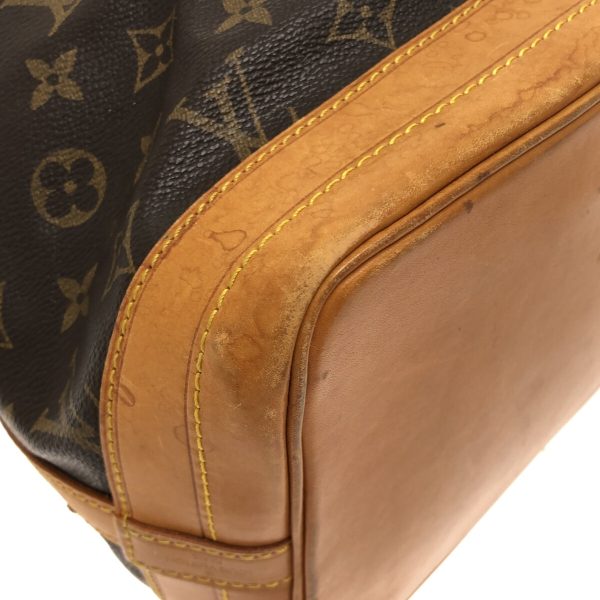 37319231 5 Louis Vuitton Noe Canvas Monogram Shoulder Bag Brown