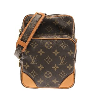 37319628 1 Gucci Handbag GG Canvas Beige