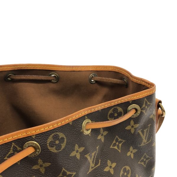 37319643 11 Louis Vuitton Noe Canvas Monogram Shoulder Bag Brown