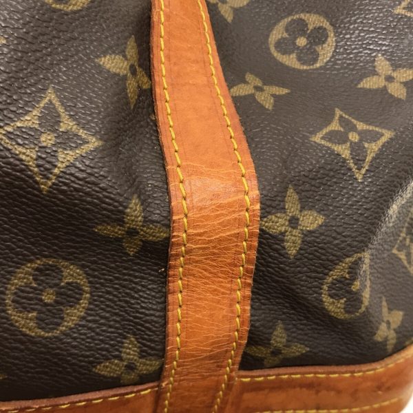 37319796 12 Louis Vuitton Noe Canvas Monogram Shoulder Bag Brown