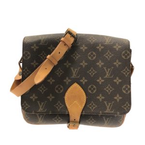 37328283 1 Gucci GG Marmont Tri FWallet Black