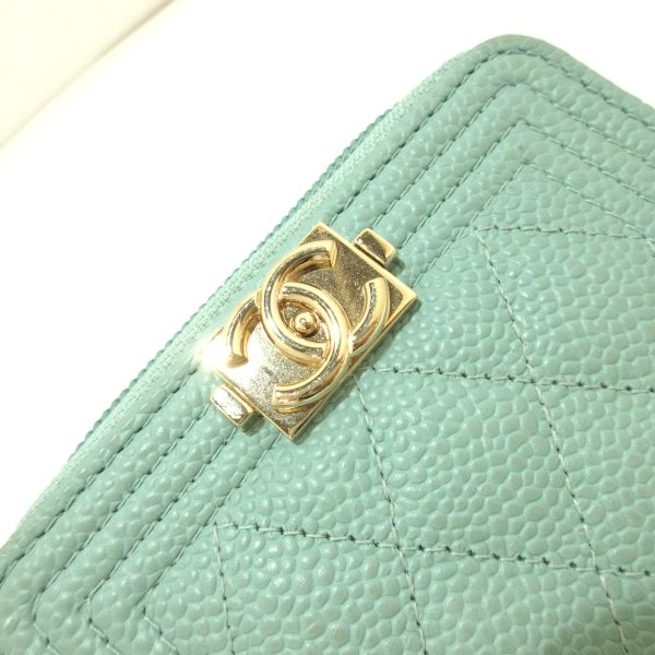 37395415 7 Chanel Boy Chanel Matelasse Coin Case Round Zipper Gold Hardware Caviar Skin Light Blue