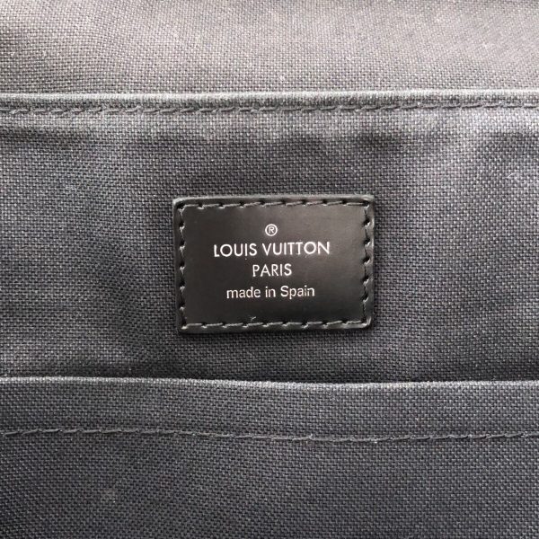 37396056 7 Louis Vuitton District Damier Graphite Canvas Shoulder Bag Brown