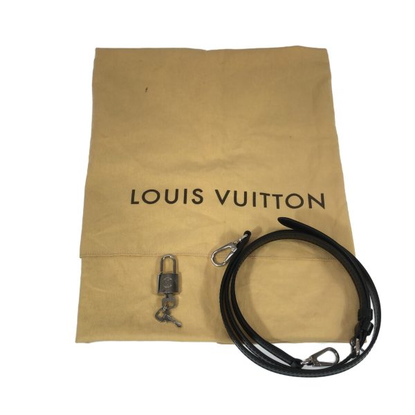 37398039 12 Louis Vuitton Cannes Epi Leather Vanity Bag Noir