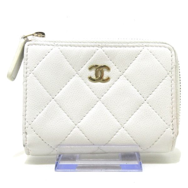 37415777 1 Chanel Matelasse Small Wallet Grained Calf White