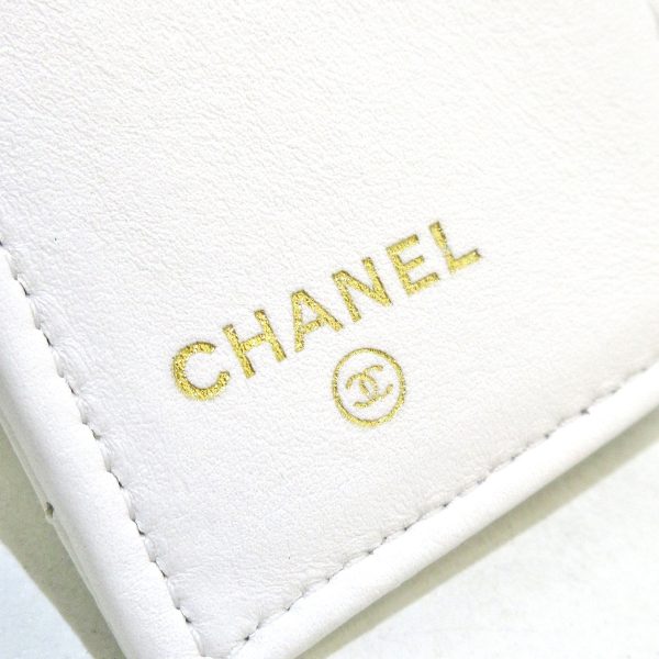 37415777 5 Chanel Matelasse Small Wallet Grained Calf White