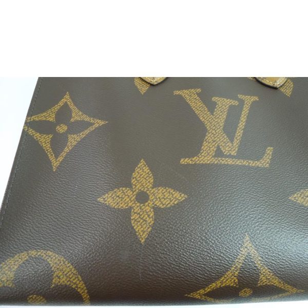 37511 8 Louis Vuitton On the Go MM Tote Bag Monogram Giant